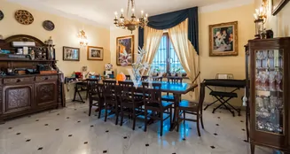 von_poll_real_estate_property_IT252942551_image_120