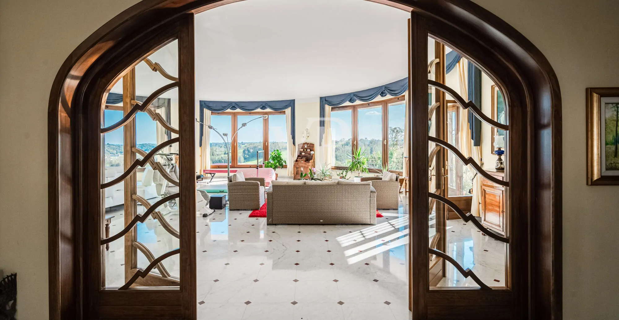 Luxuriöse Villa in den Hügeln des Monferrato