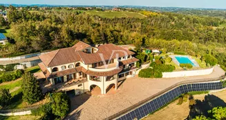 von_poll_real_estate_property_IT252942551_image_229