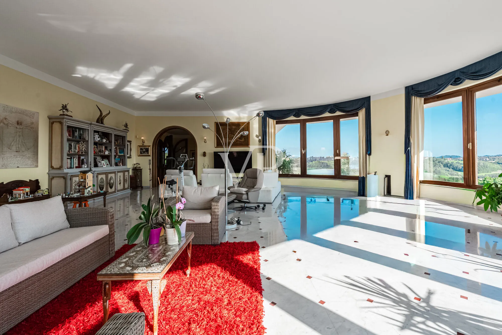 Luxury villa with pool in the hills of Monferrato