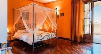 von_poll_real_estate_property_IT252942551_image_321