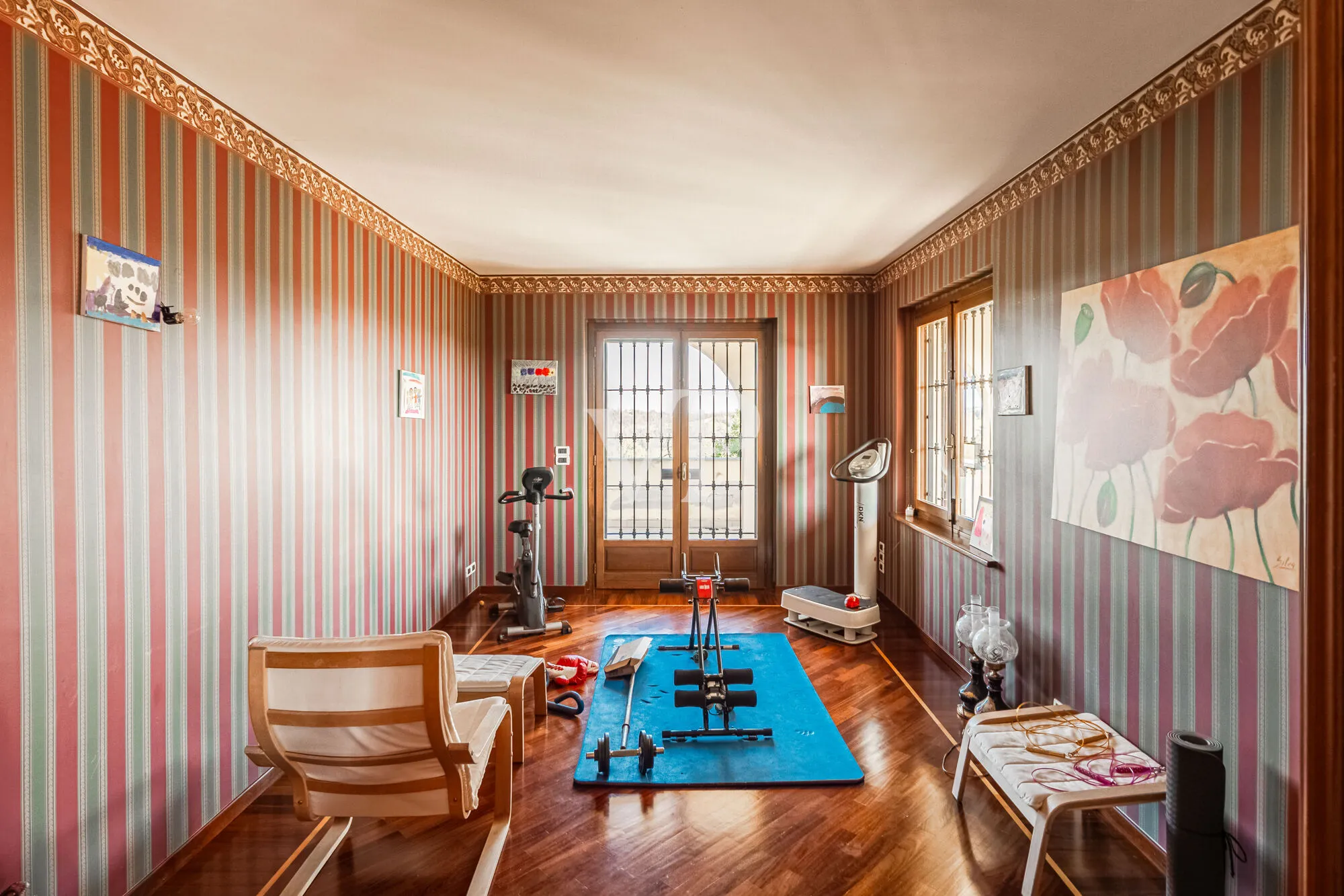 Luxury villa with pool in the hills of Monferrato