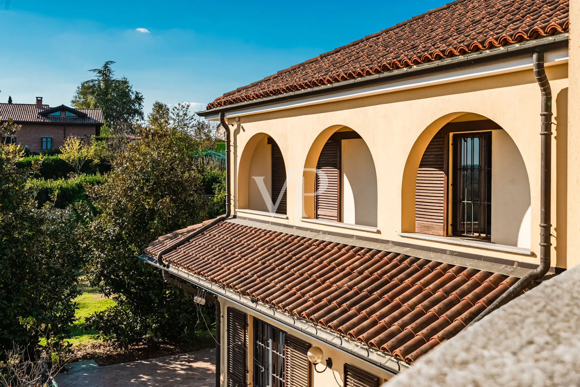 Luxury villa with pool in the hills of Monferrato