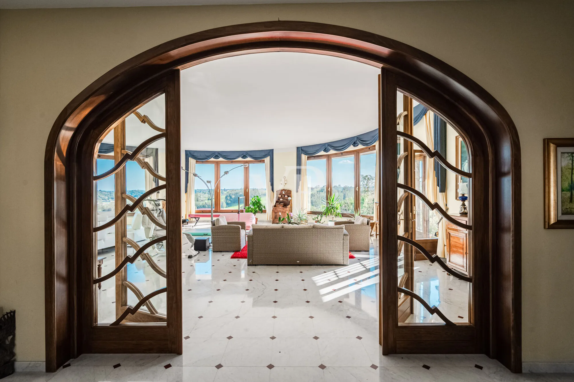 Luxury villa with pool in the hills of Monferrato