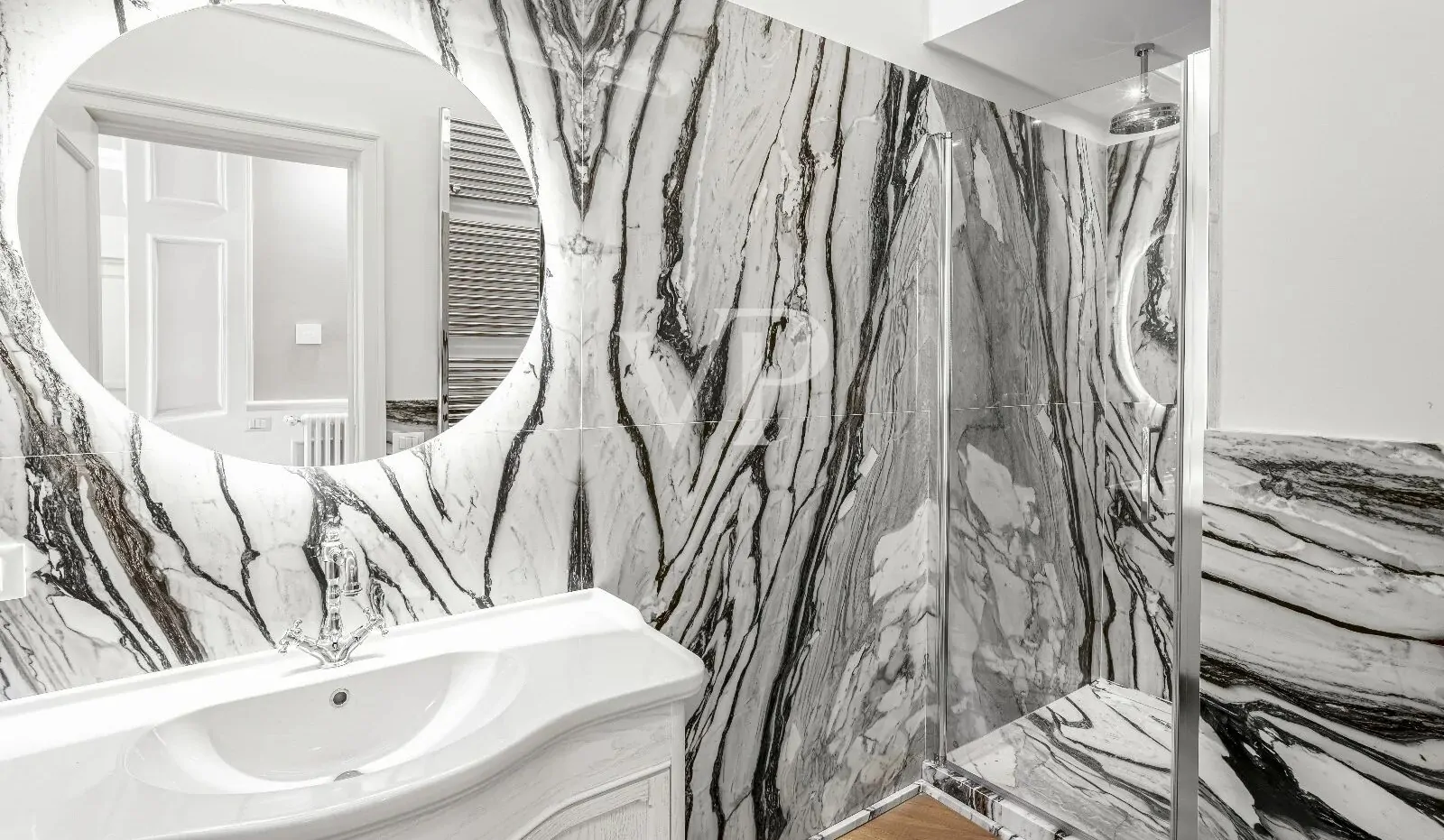 Elegante renovierte Wohnung am Lungarno Guicciardini - Florenz, Santo Spirito