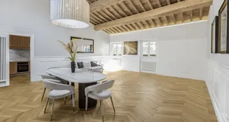 von_poll_real_estate_property_IT252942553_image_1