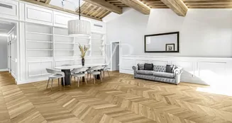 von_poll_real_estate_property_IT252942553_image_2