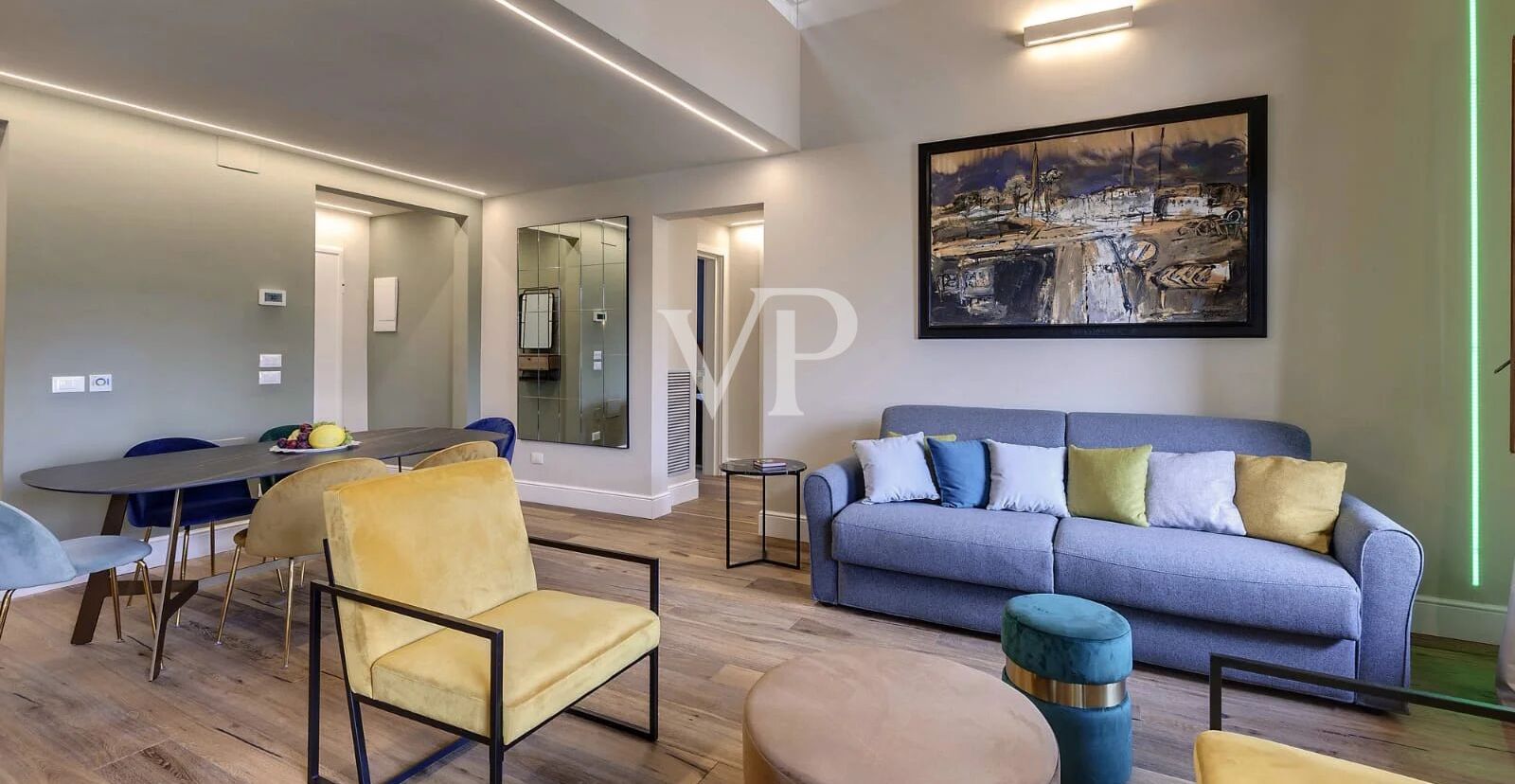 Renoviertes Penthouse im Stadtteil Oltrarno, Florenz