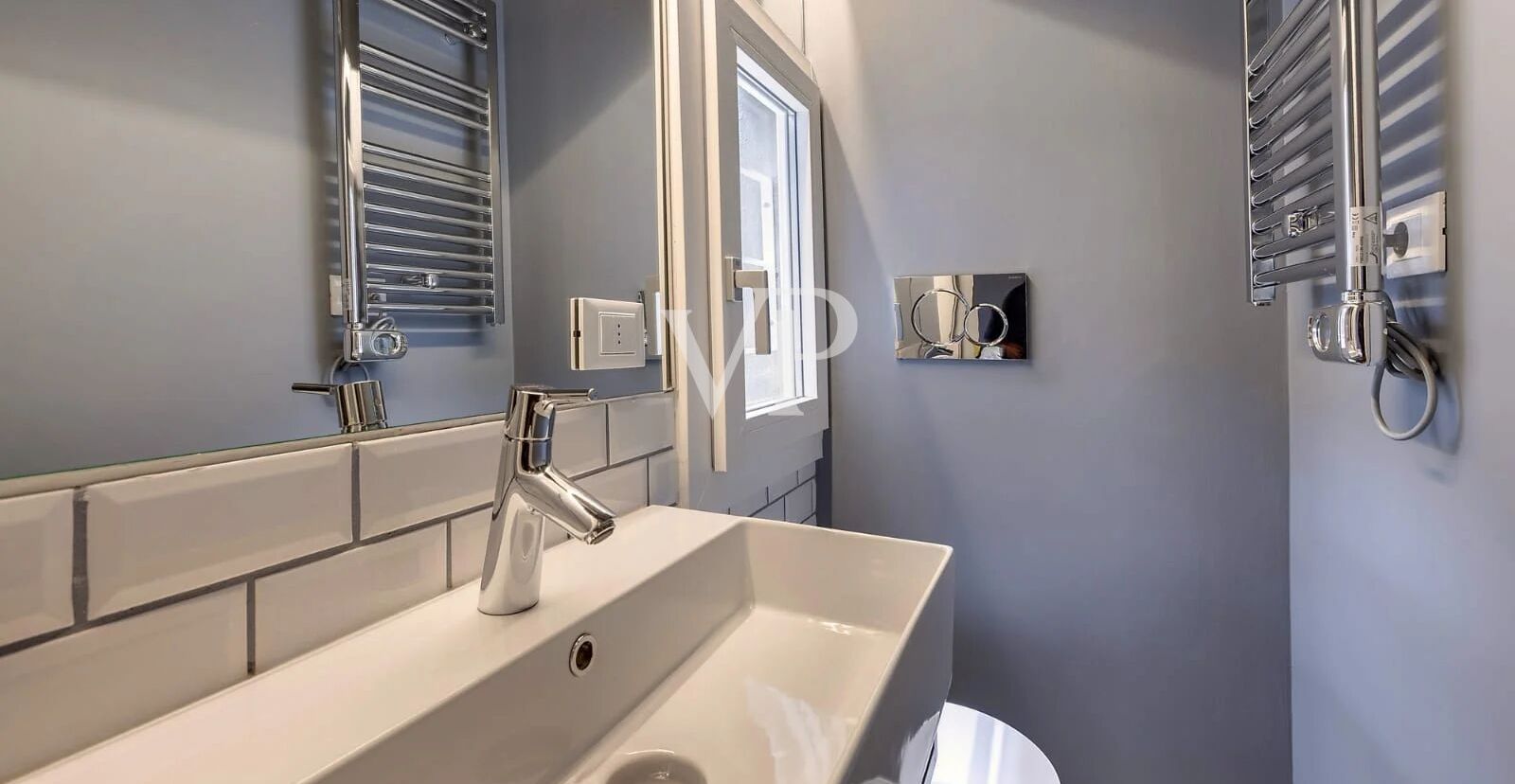 Renoviertes Penthouse im Stadtteil Oltrarno, Florenz