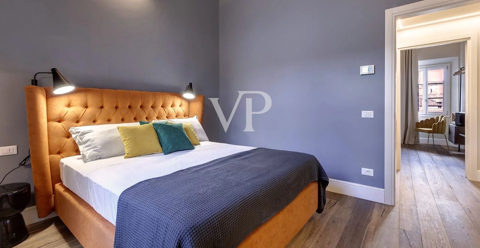 Renoviertes Penthouse im Stadtteil Oltrarno, Florenz