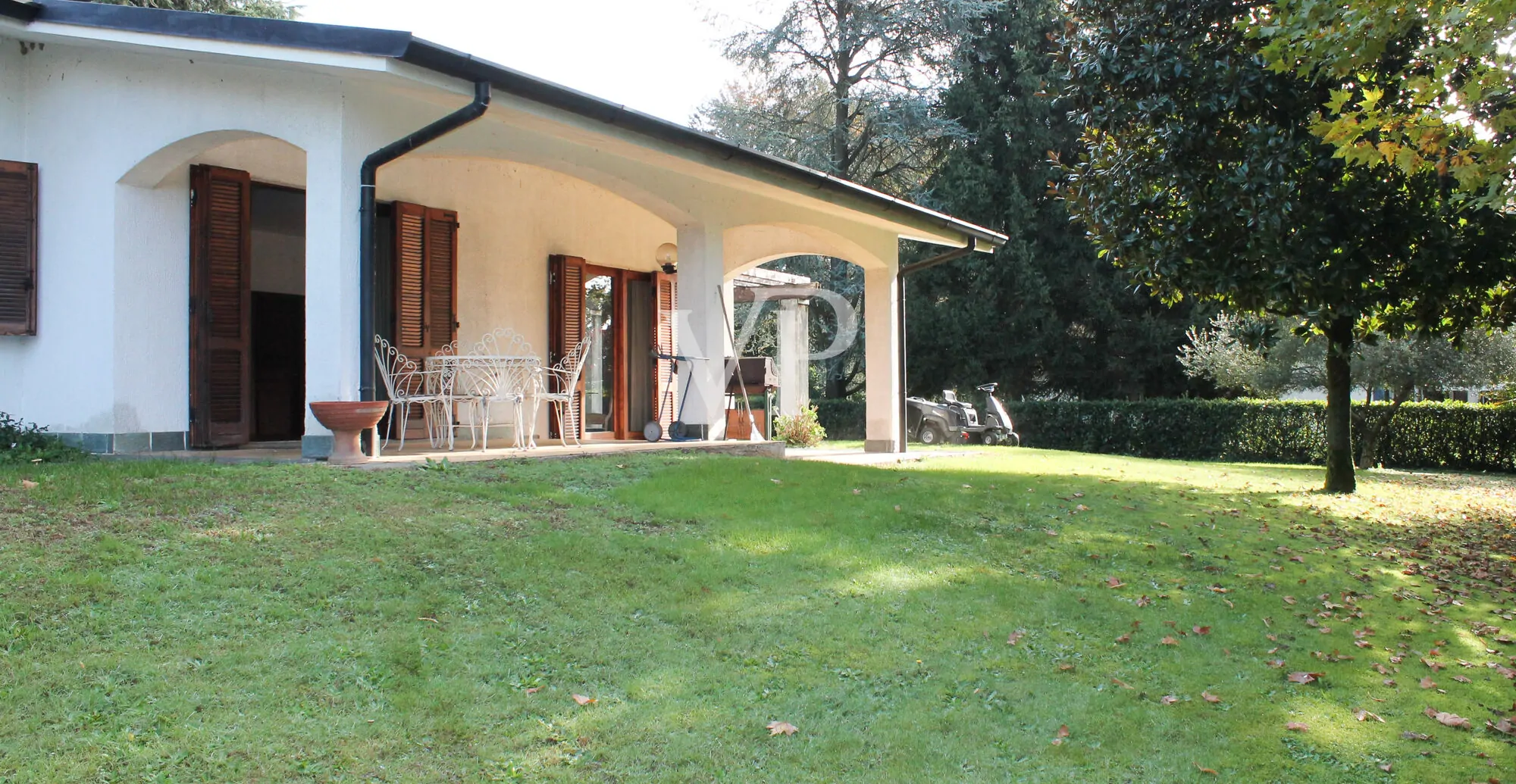 Single-family villa in prestigious area