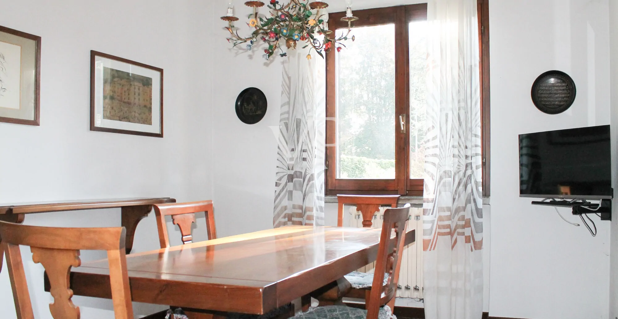 Single-family villa in prestigious area