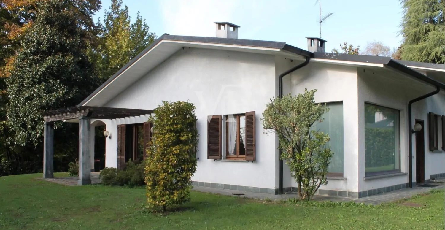 Single-family villa in prestigious area