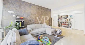 von_poll_real_estate_property_IT252942560_image_4