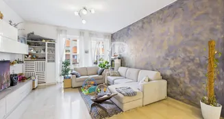 von_poll_real_estate_property_IT252942560_image_3