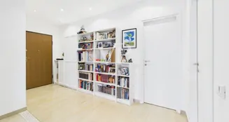 von_poll_real_estate_property_IT252942560_image_7