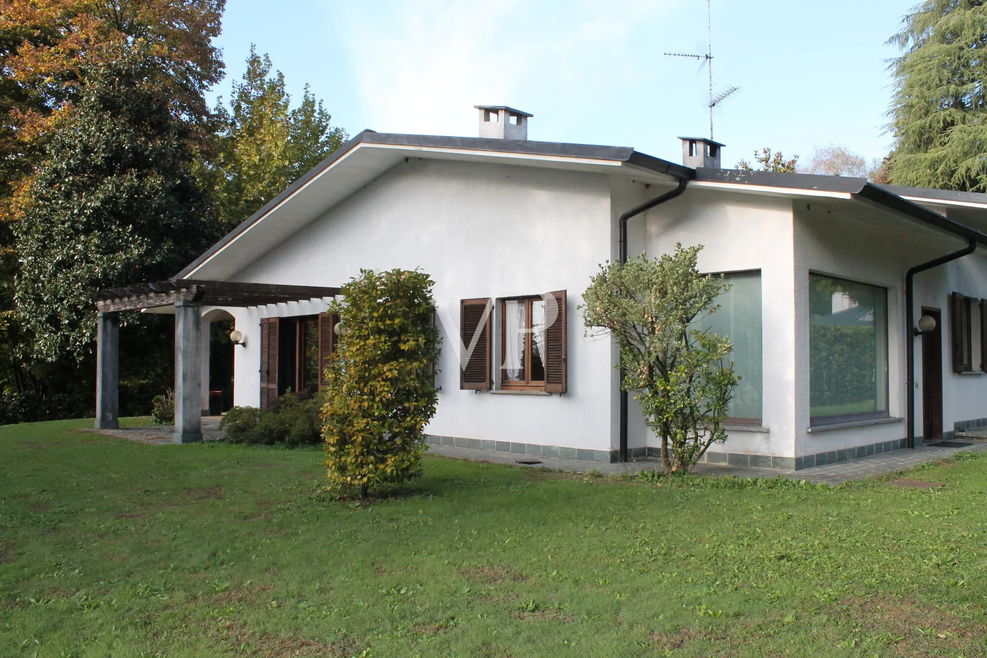 Freistehende Villa in prestigeträchtiger Lage