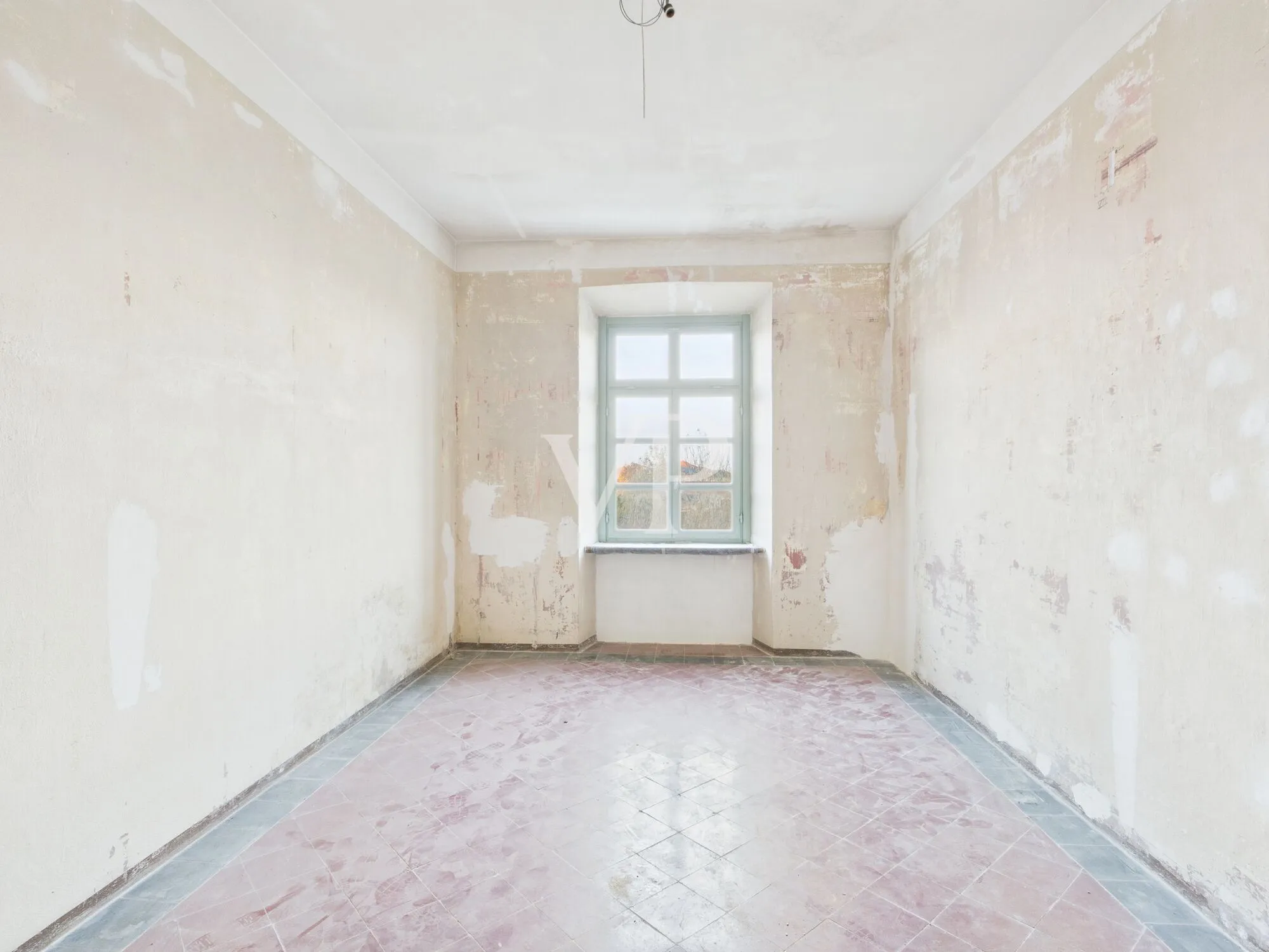 Authentic historic home within the castle walls