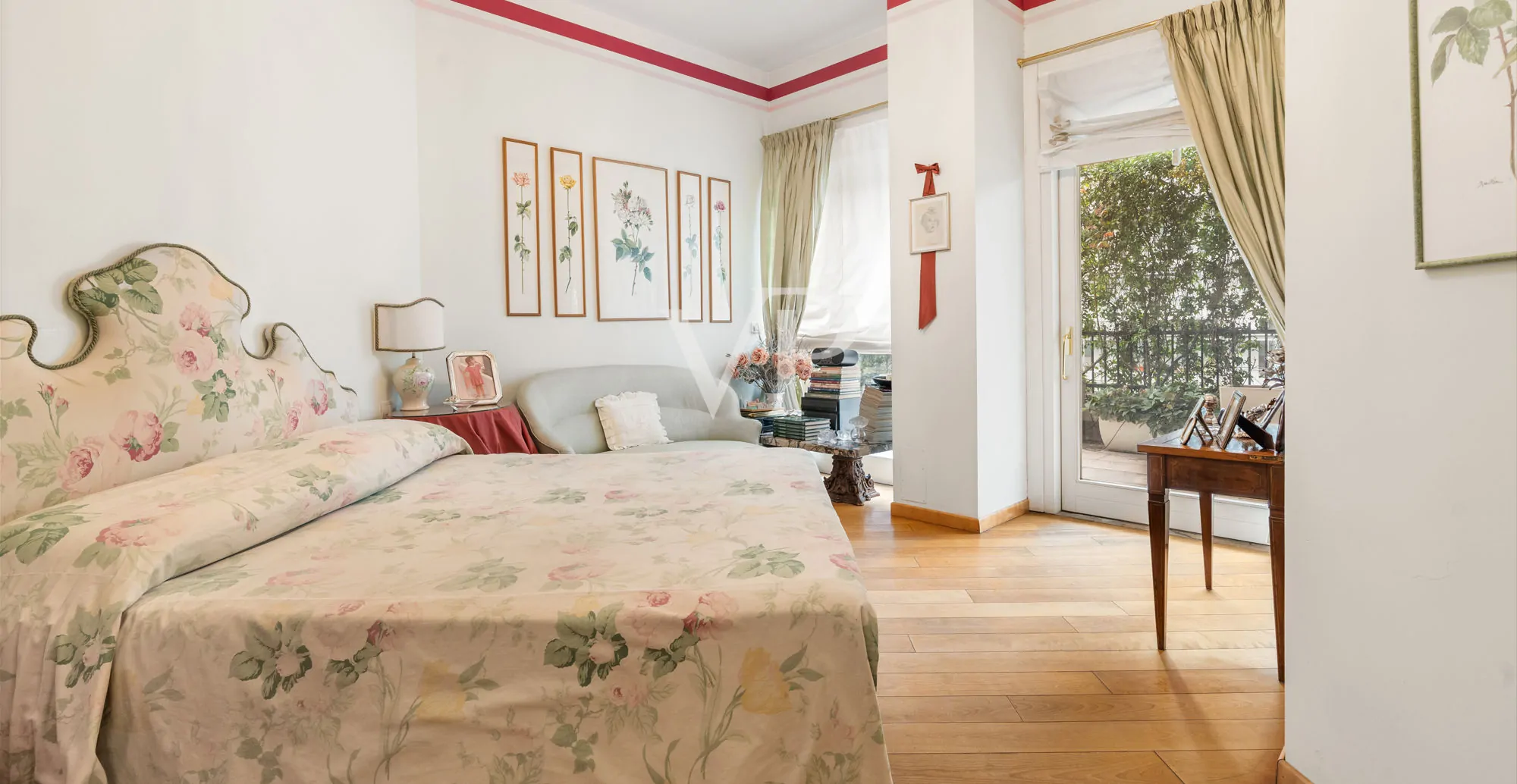 Camera padronale con vista sul terrazzo