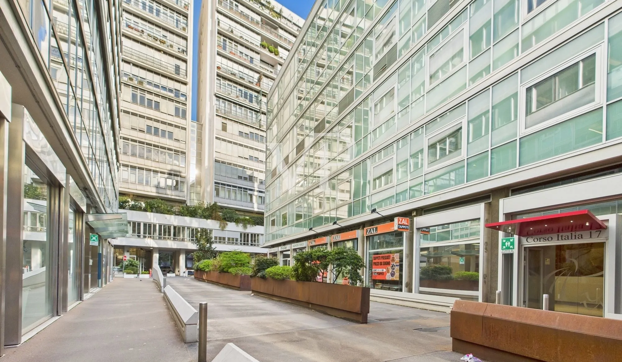 Facciata palazzo storico dell'architetto Luigi Moretti