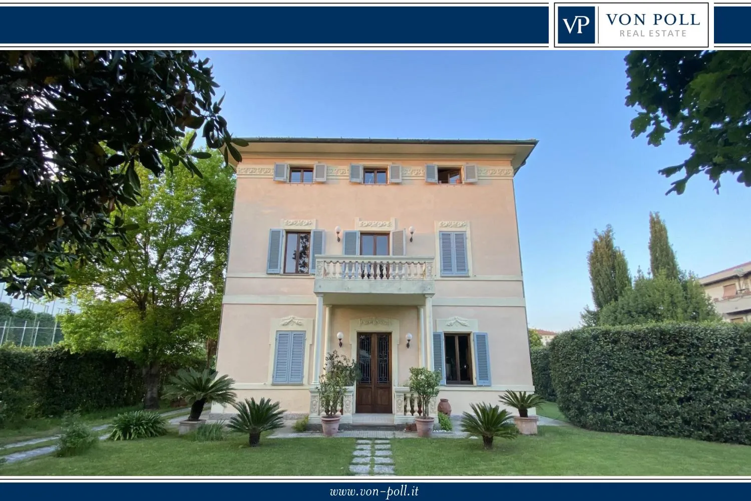 Liberty Villa mit Park - Zeitgenössische Eleganz in Porcari (Lucca)