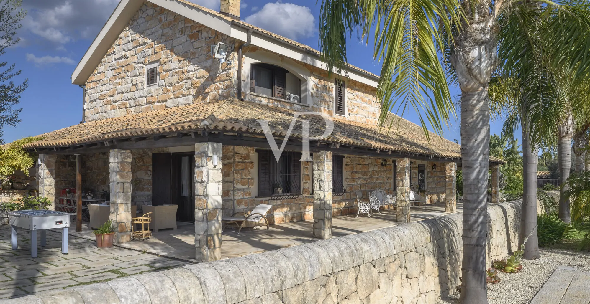 Prestigious farmhouse from 1895