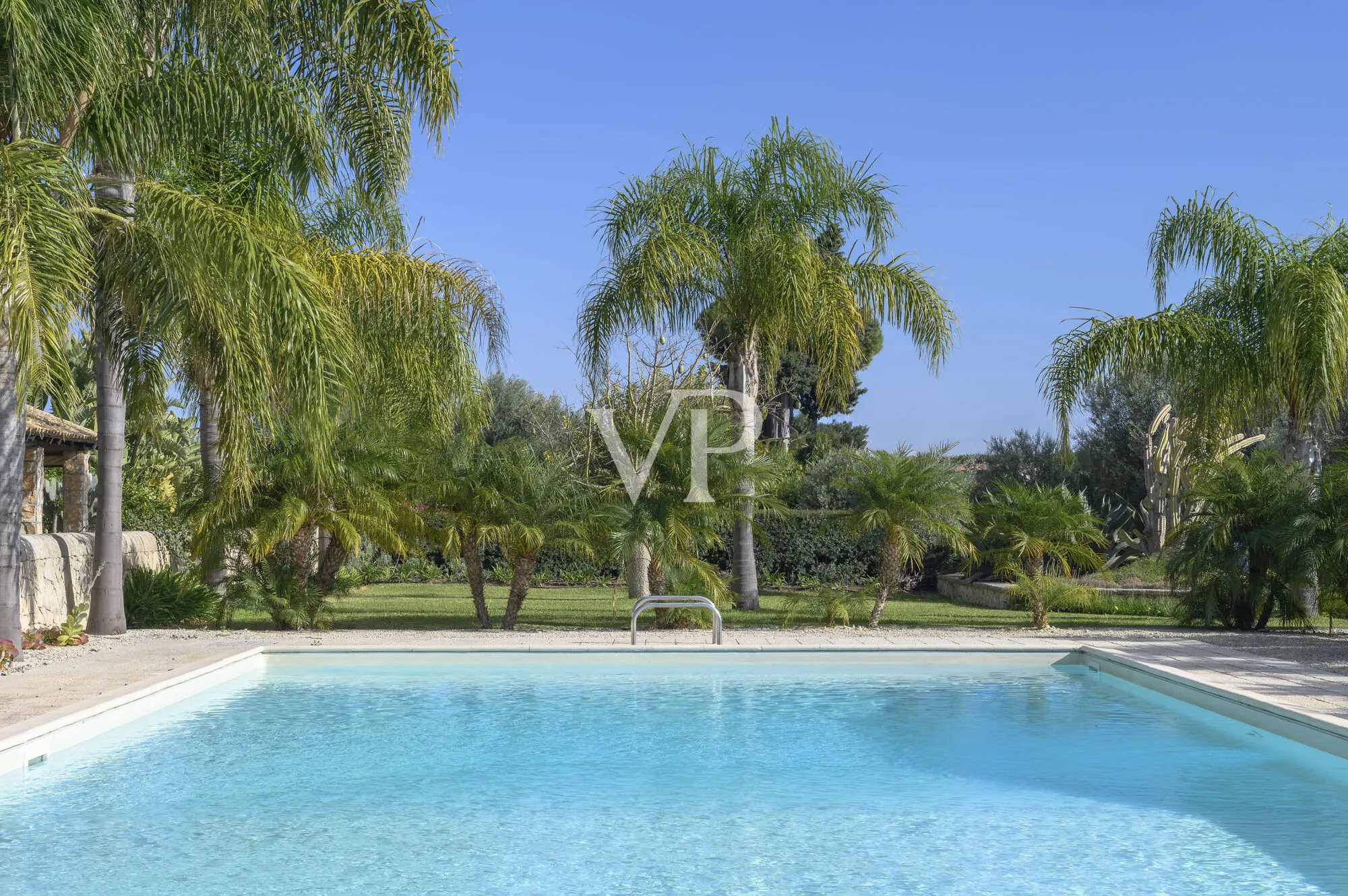 Prestigious farmhouse from 1895