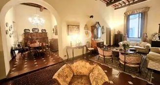 von_poll_real_estate_property_IT254152614_image_5