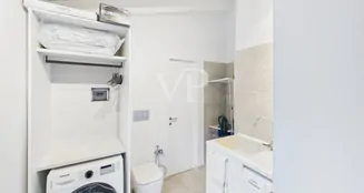 von_poll_real_estate_property_IT252942619_image_39