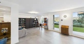 von_poll_real_estate_property_IT252942619_image_8