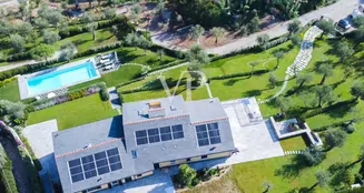 von_poll_real_estate_property_IT252942619_image_2