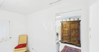 von_poll_real_estate_property_IT252942619_image_73