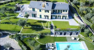 von_poll_real_estate_property_IT252942619_image_164