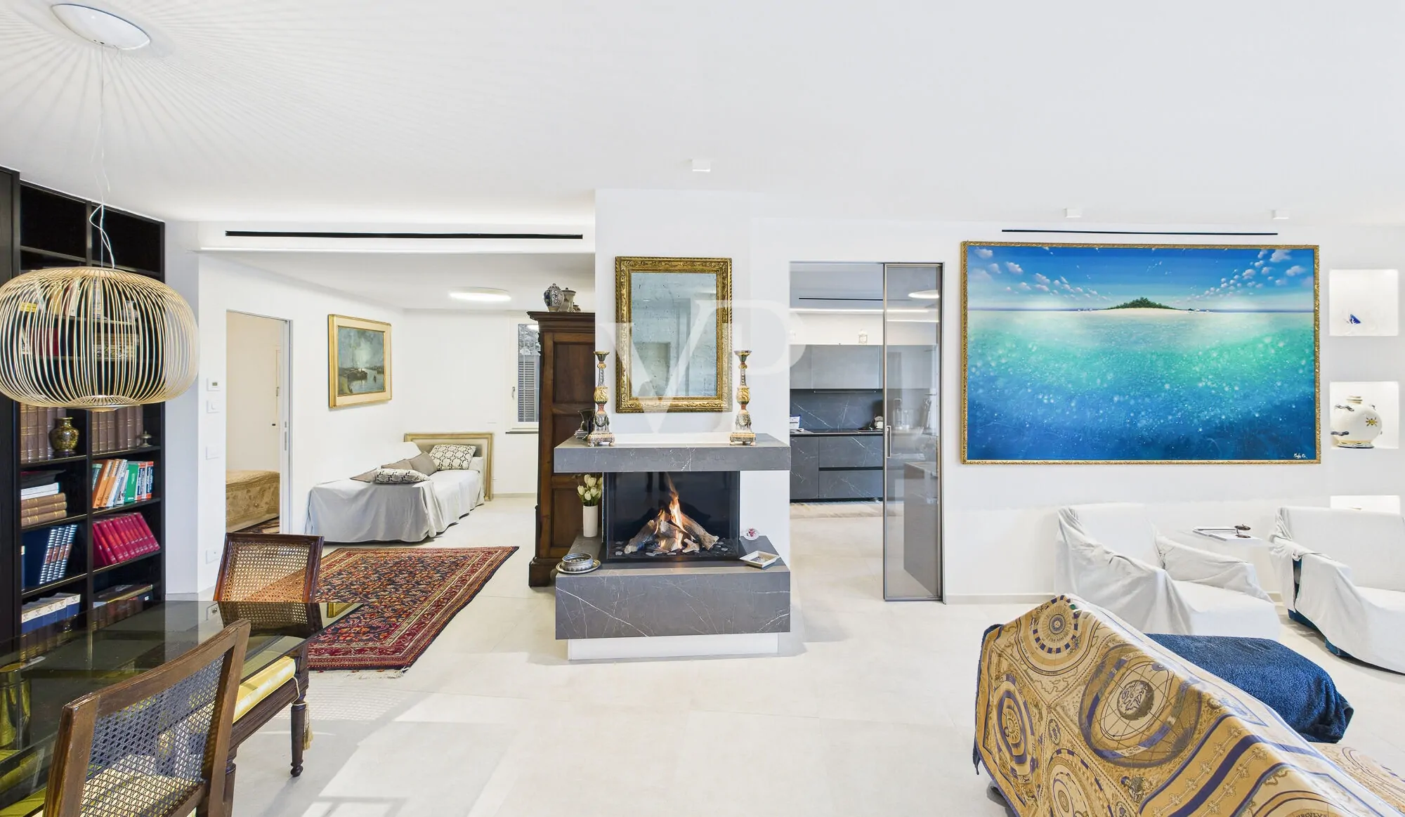 Villa 1 salone con camino