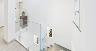 von_poll_real_estate_property_IT252942619_image_158