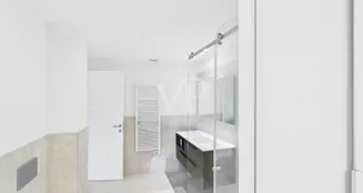 von_poll_real_estate_property_IT252942619_image_157