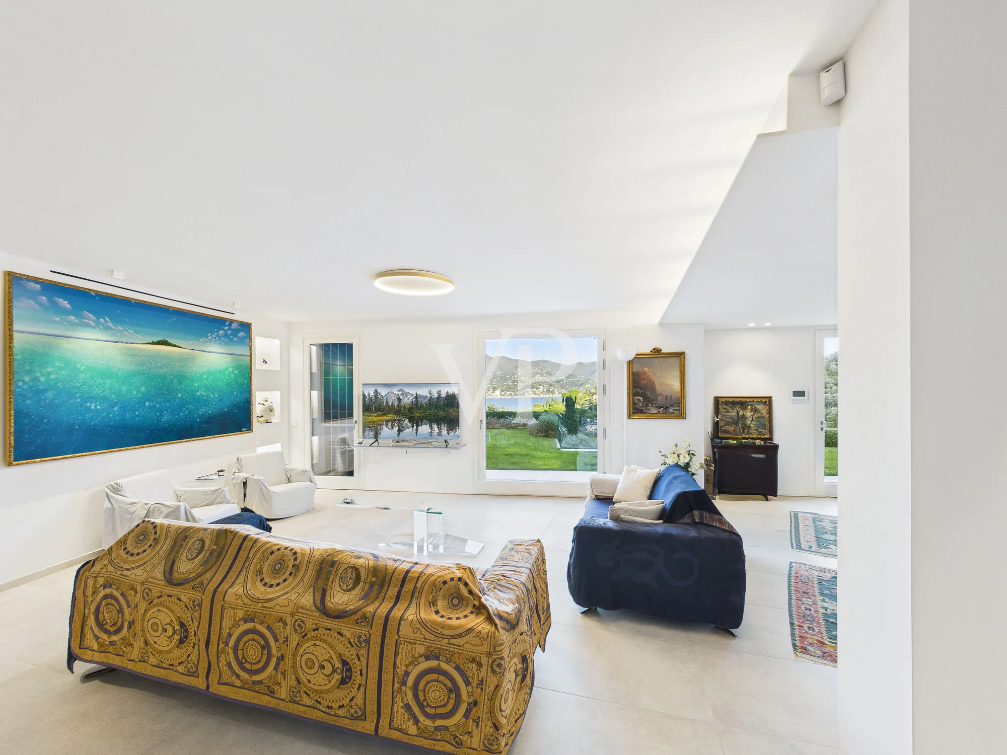 Villa 1 angolo divani