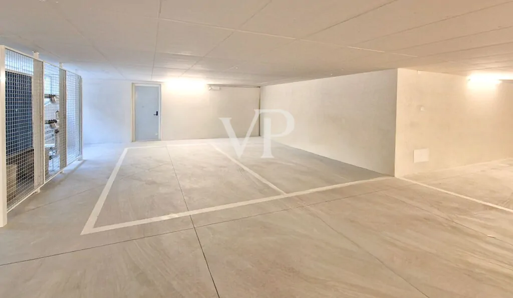 Prestige-Wohnung mit großem Privatgarten in begehrter Küstenlage