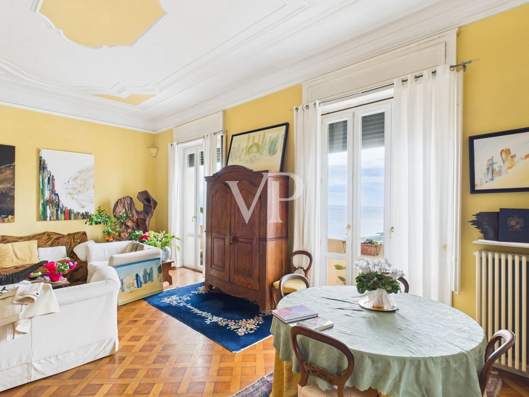 Repräsentative Wohnung, direkt am Meer, Dachgeschoss mit Terrasse, teilbar und Garage