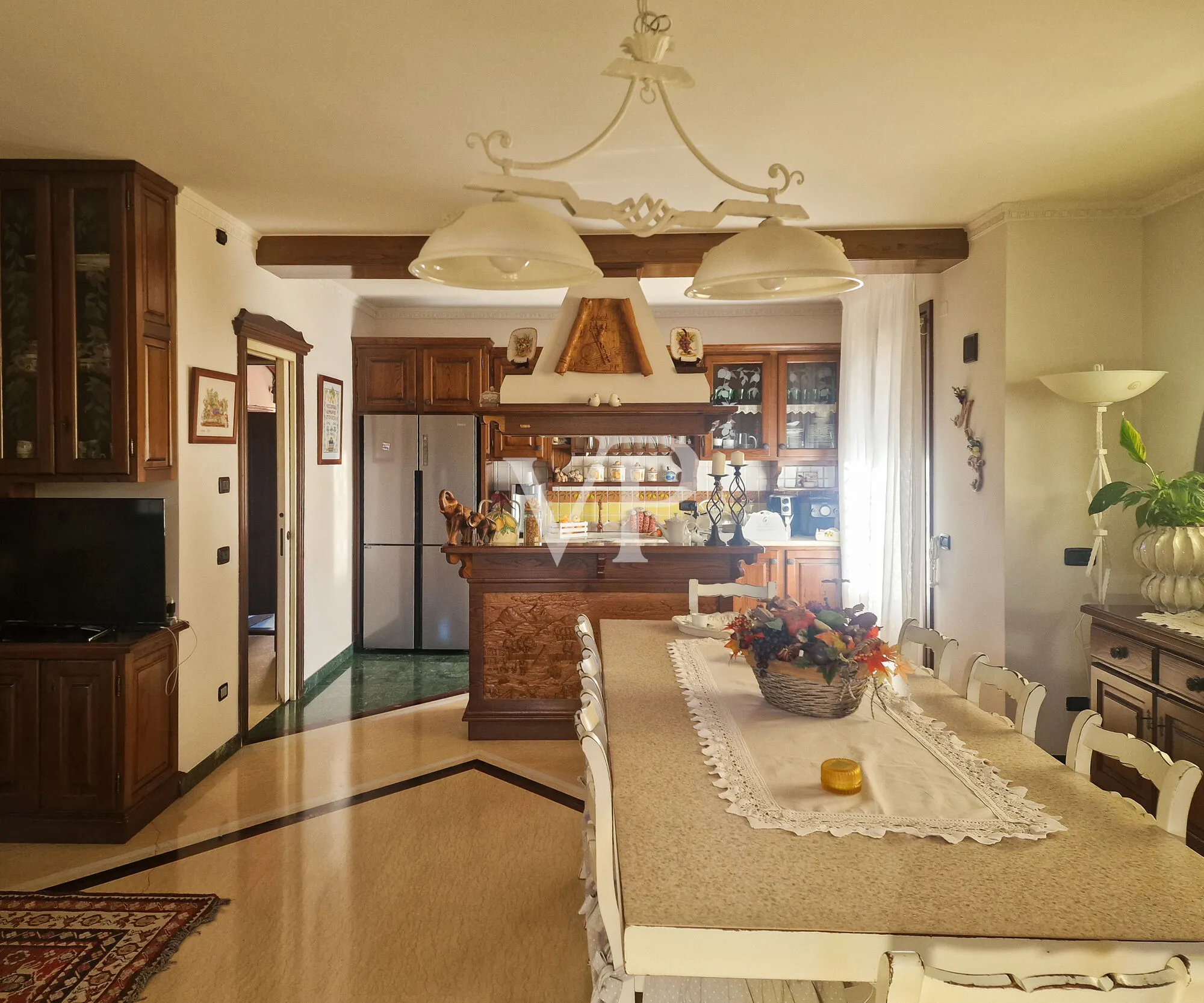 Exklusive Villa mit Wellnessbereich und Taverne in Torre del Lago Puccini