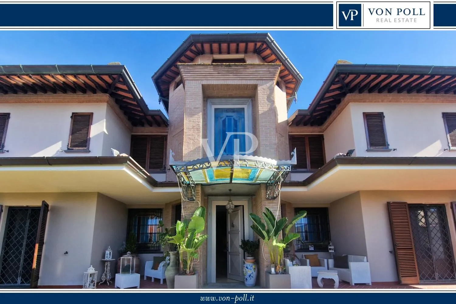 Exklusive Villa mit Wellnessbereich und Taverne in Torre del Lago Puccini