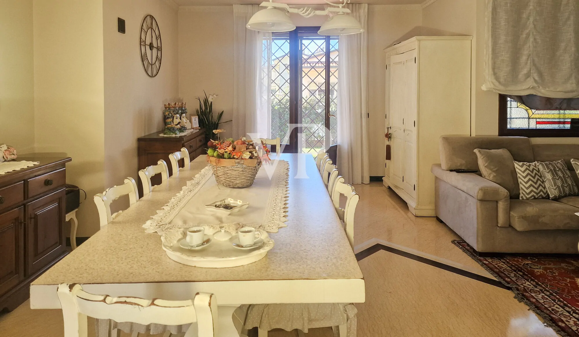 Exklusive Villa mit Wellnessbereich und Taverne in Torre del Lago Puccini