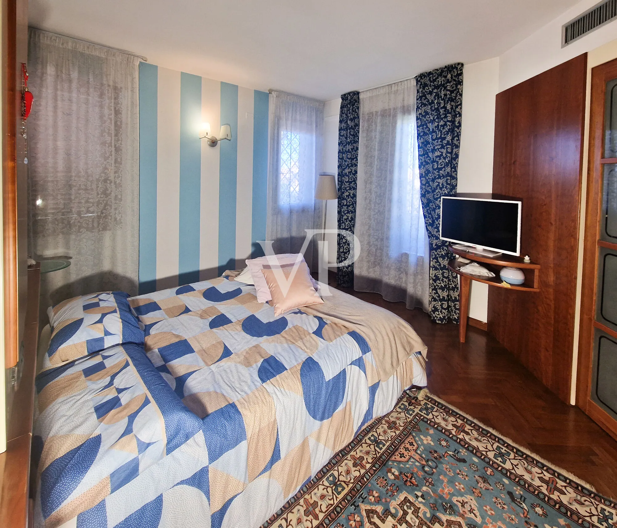 Villa exclusive avec espace bien-être et taverne à Torre del Lago Puccini