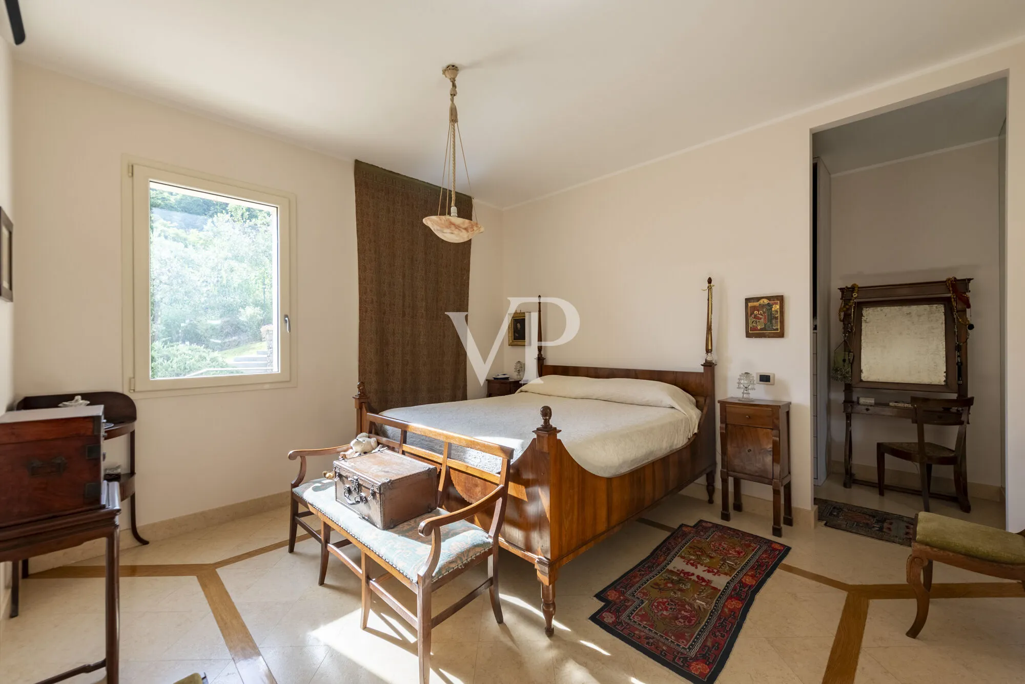 Camera da letto padronale