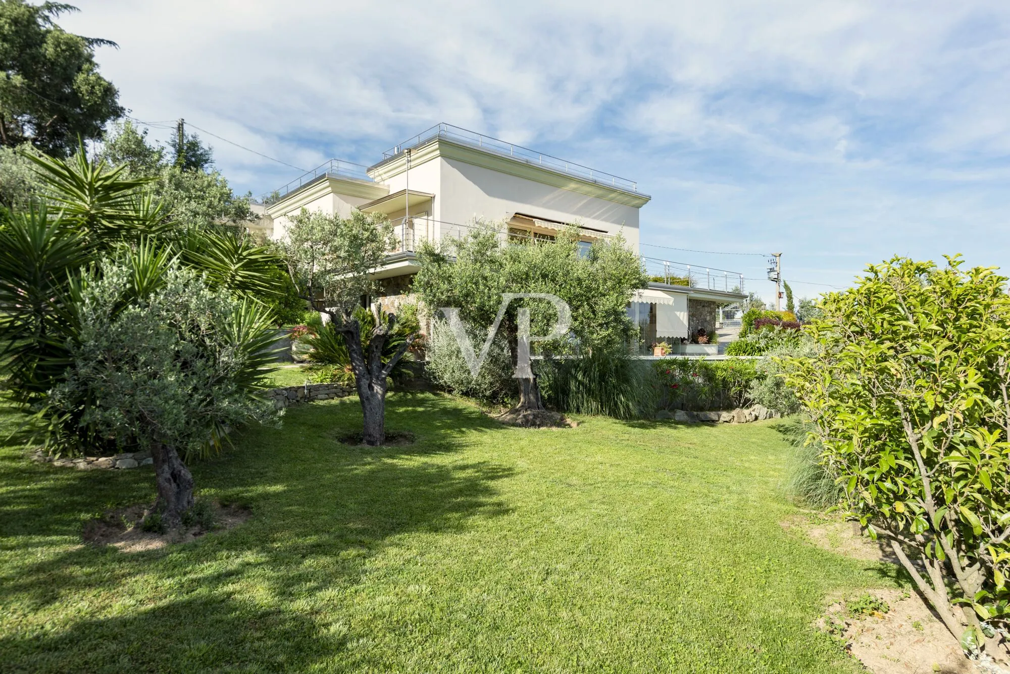 Villa dal giardino