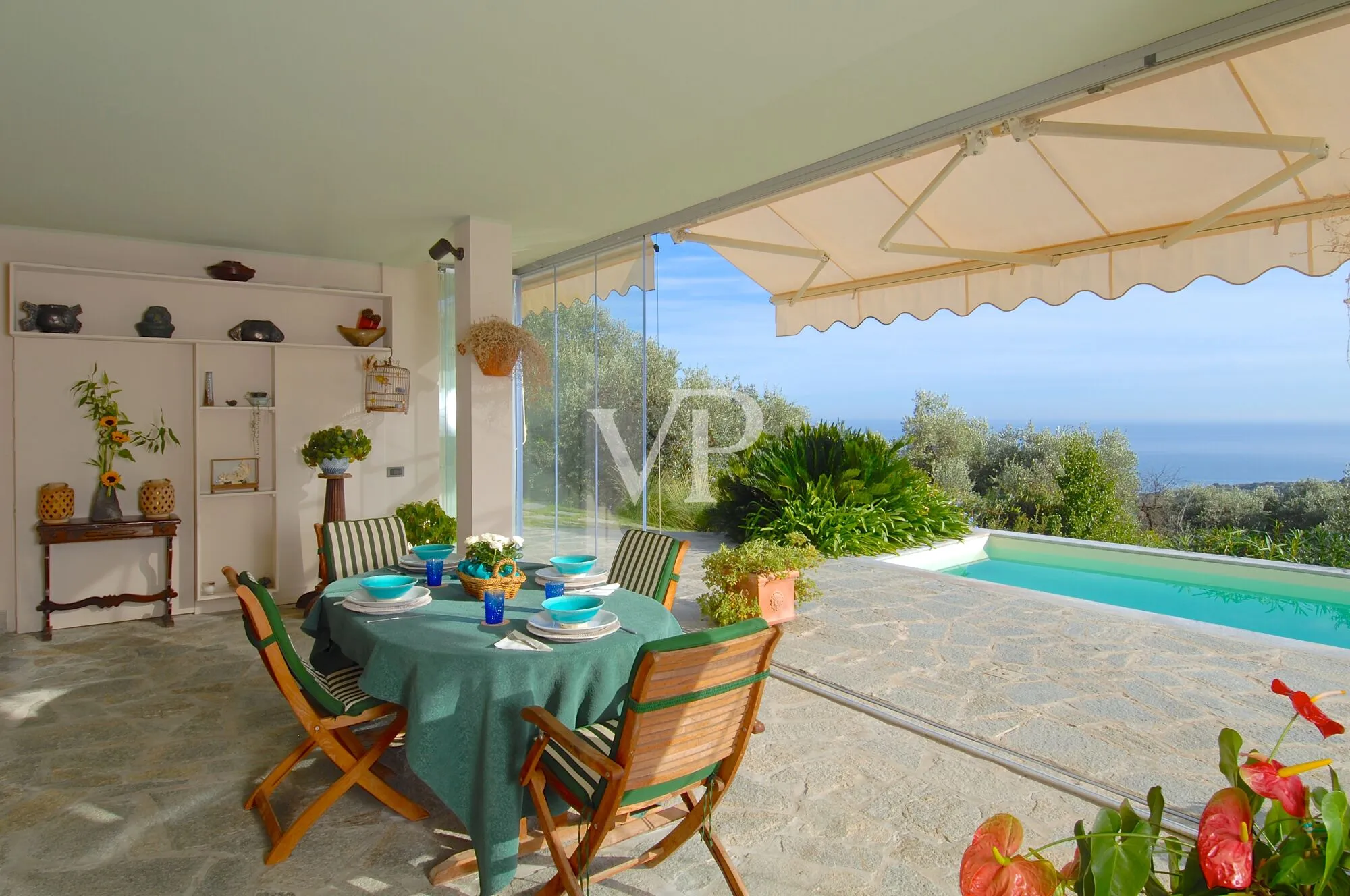 Veranda su piscina