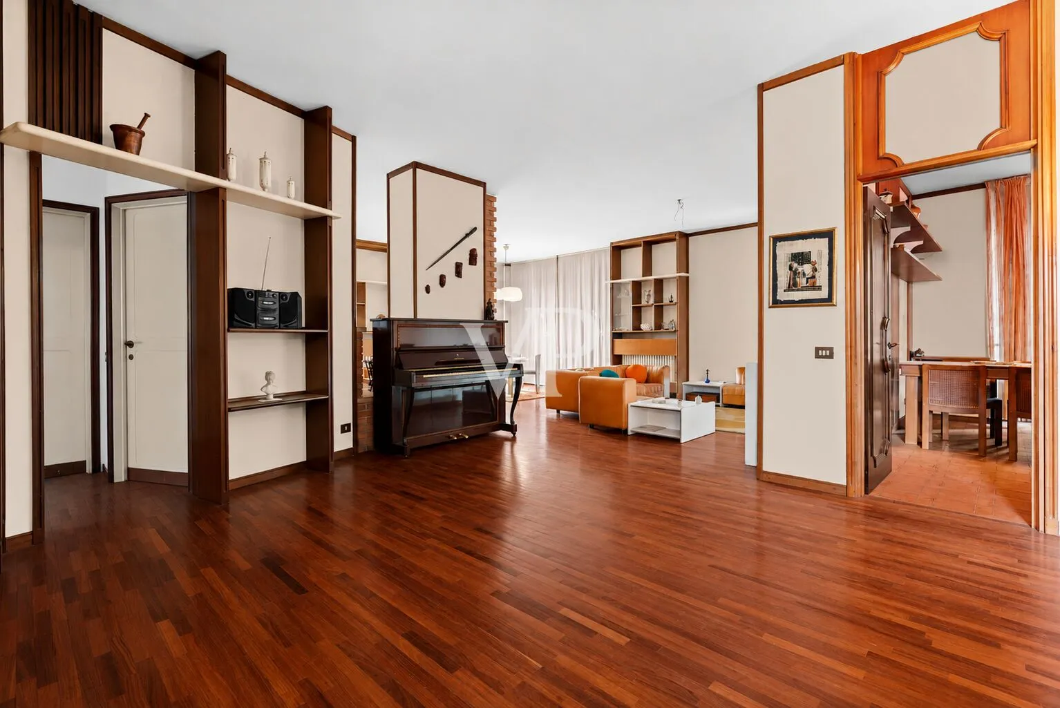 Villa plurifamiliare con ampio giardino privato alle porte di Milano