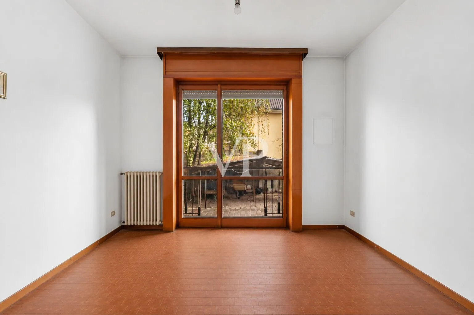 Villa plurifamiliare con ampio giardino privato alle porte di Milano