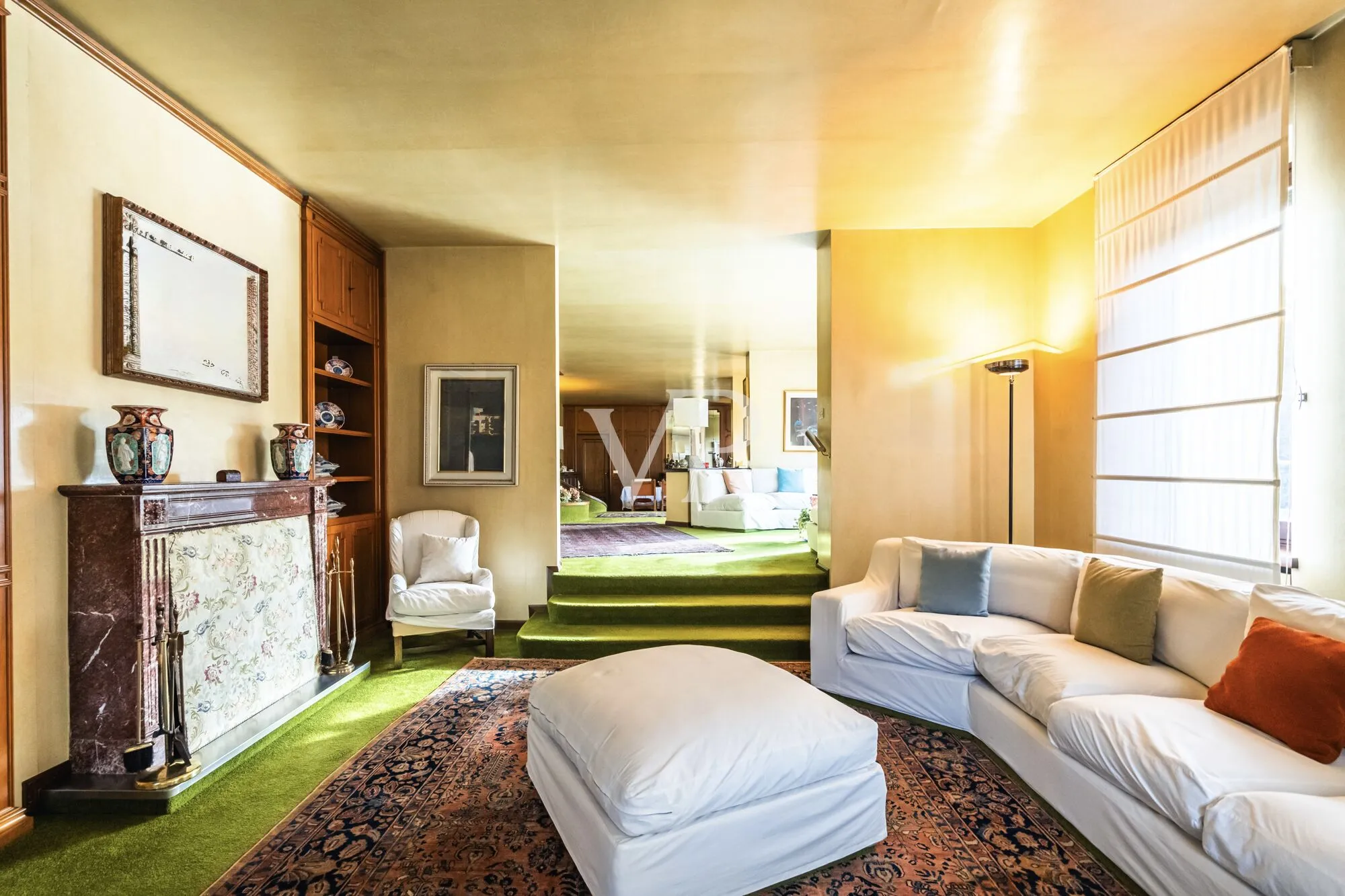 Majestic villa in dominant position with private pool