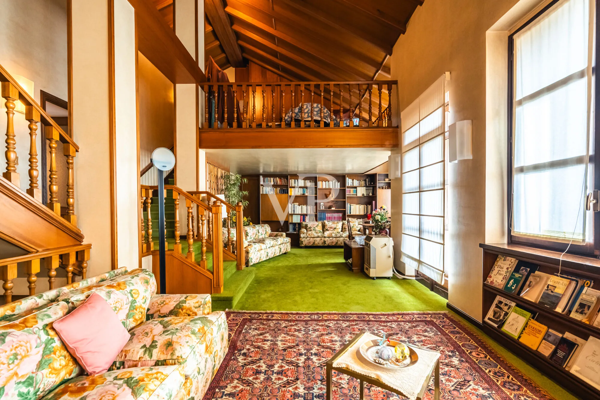 Majestic villa in dominant position with private pool